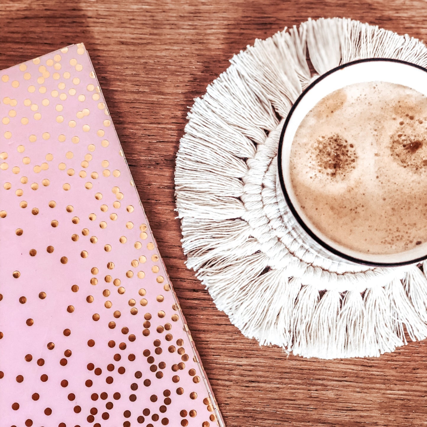 Sous verre en macramé - LOVE